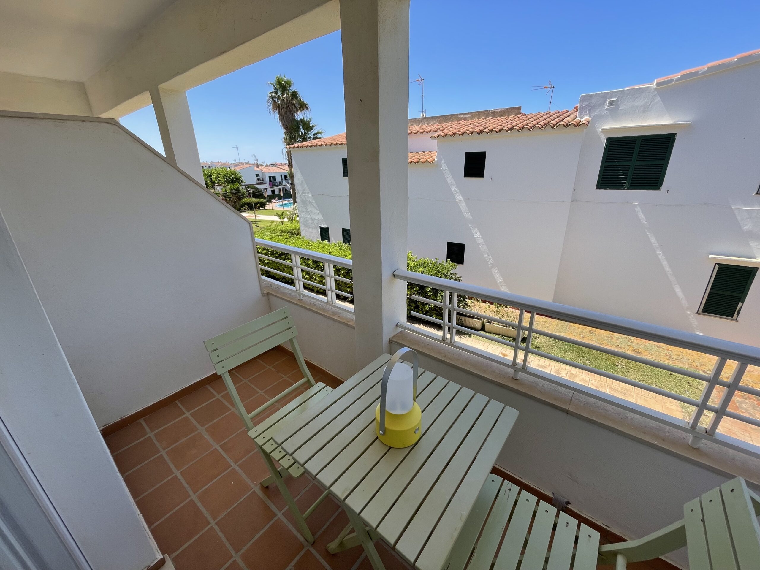 Apartment with pool and next to the beach – MACARELLA
